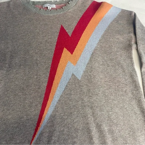 Fate Lightning Bolt Sweater - Red, Orange, Gray - Picture 5 of 15